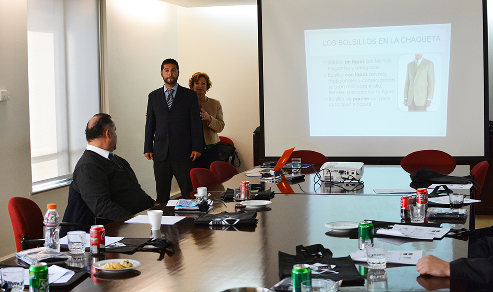 taller de imagen corporativa larrain vial septiembre 2015