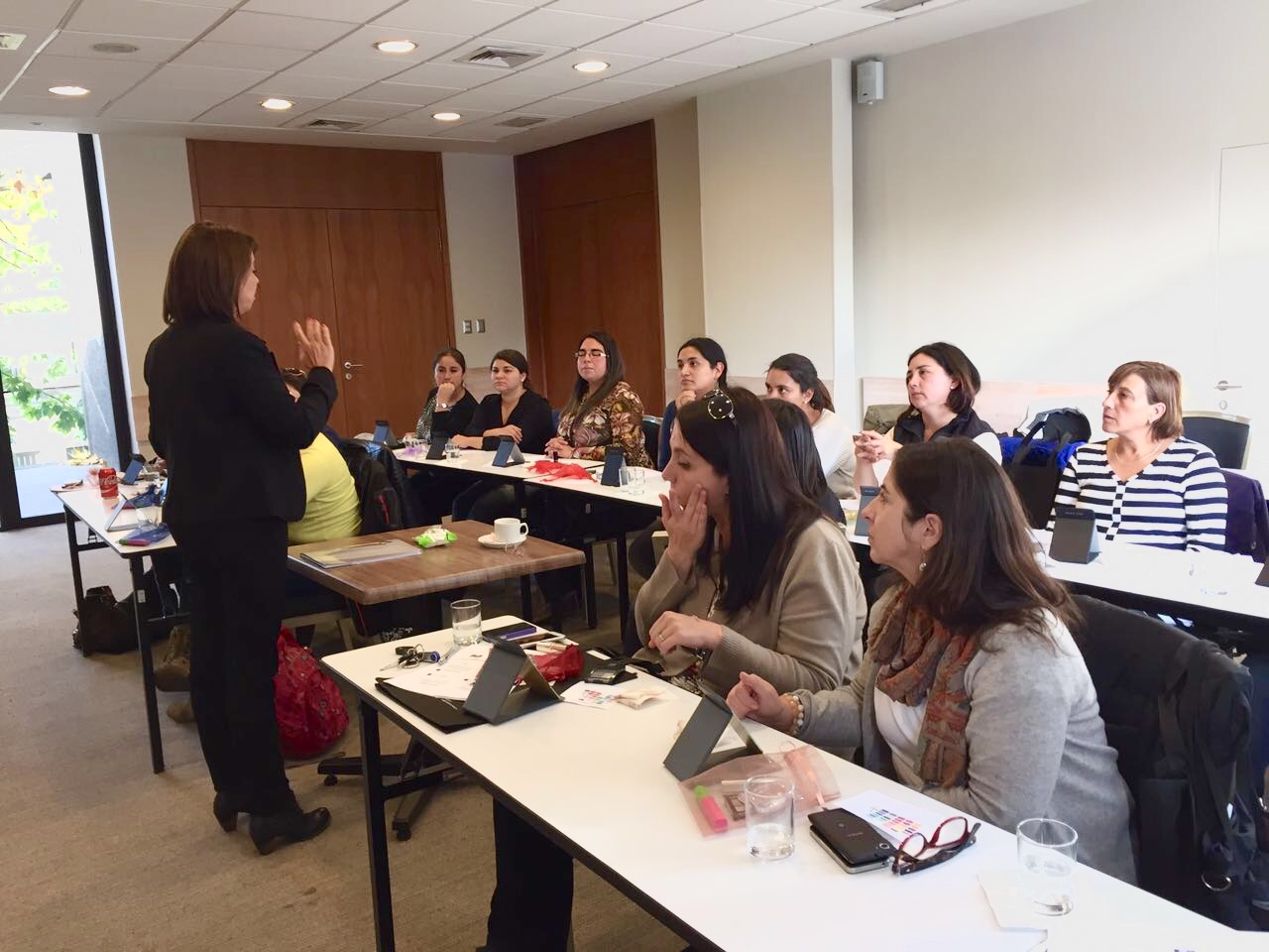 taller de imagen profesional inmobiliaria aitue concepcion abril 2016