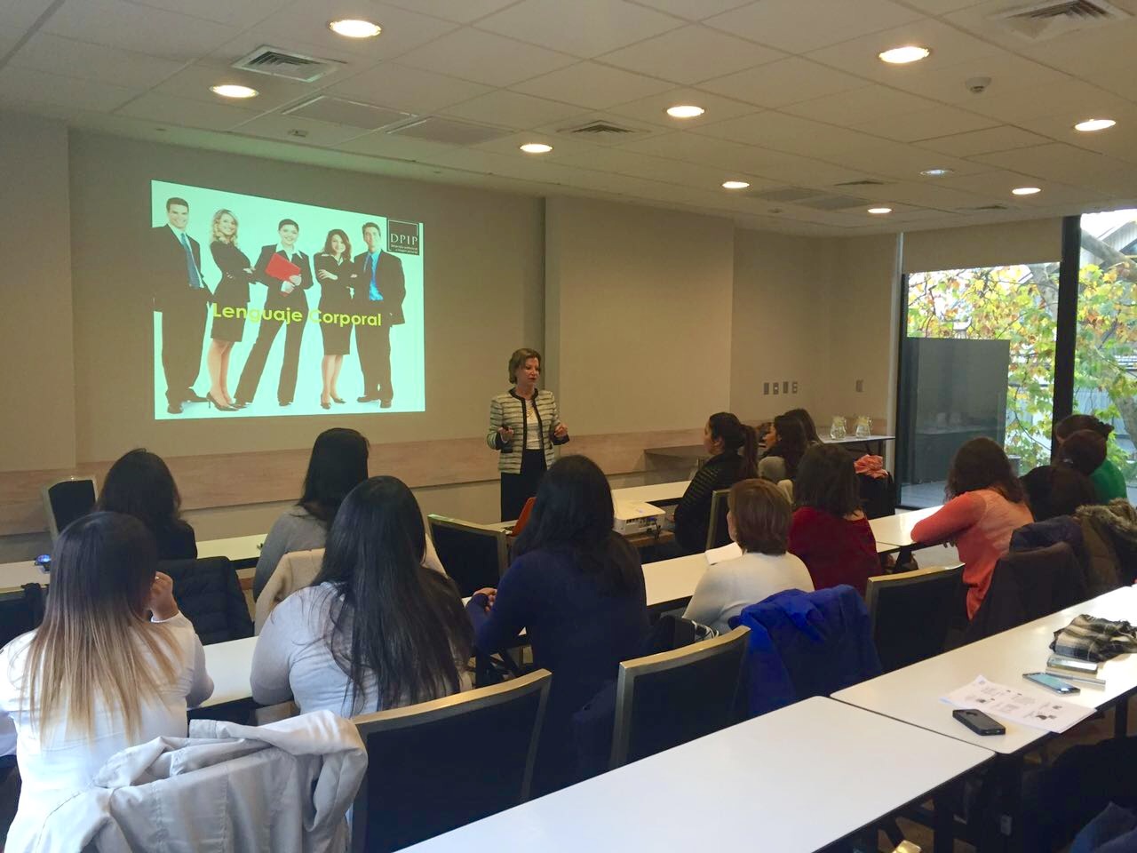 taller de imagen profesional inmobiliaria aitue concepcion abril 2016