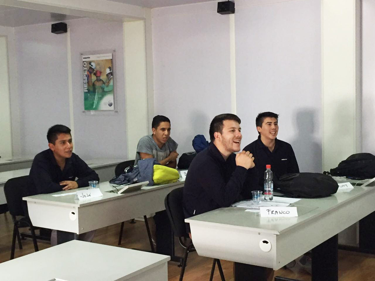 taller de comunicacion para mantenedores komatsu antofagasta abril 2016