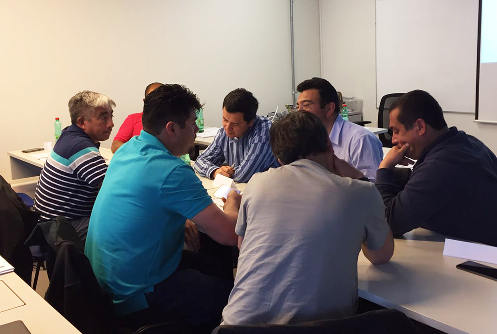 taller de habilidades de comunicacion para lideres operativos komatsu santiago septiembre 2016